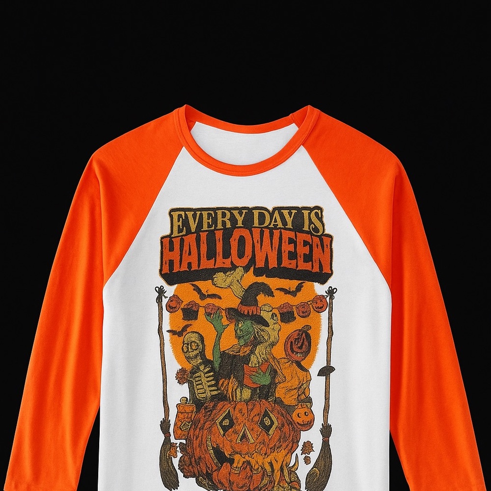 Everyday is Halloween Raglan Tee
Baseball Jersey type tshirt 
Only worn once